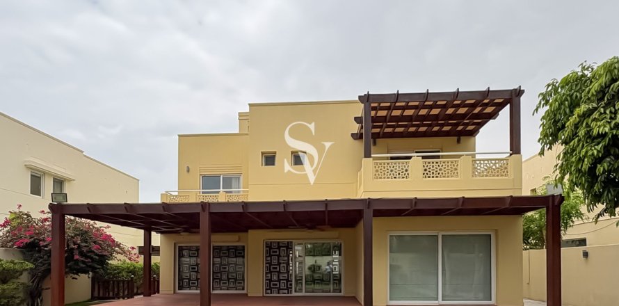 Вилла в Meadows, Дубай, 5 спален, 549м², № 99881
