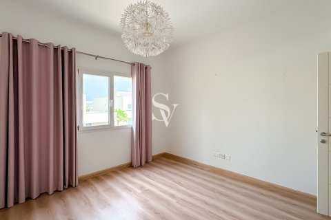 Снять в аренду виллу в Meadows, Дубай: 5 спален, 549м², № 99881 - фото 19