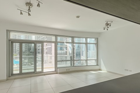 Снять в аренду квартиру в Даунтаун Дубай (Даунтаун Бурдж Дубай), Дубай: 1 спальня, 69м², № 99883 - фото 2