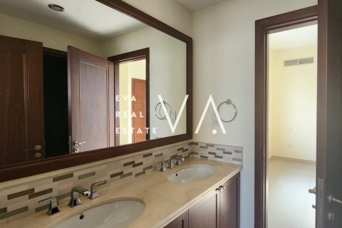 Villa à Dubai, 5 chambres, 431.99 m², № 52727 - photo 11