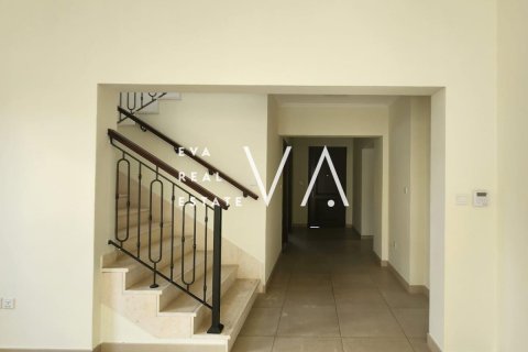 Villa à Dubai, 5 chambres, 431.99 m², № 52727 - photo 4