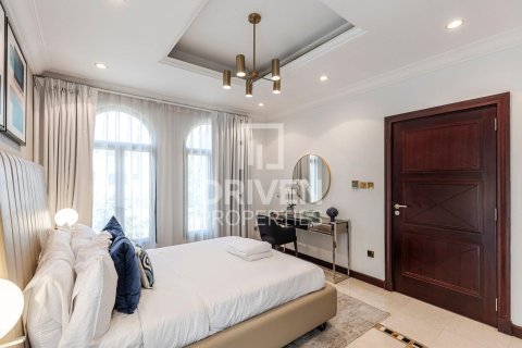 Villa in Garden Homes, Palm Jumeirah, Dubai 4 bedrooms, 465 sq.m. № 20673 - photo 5
