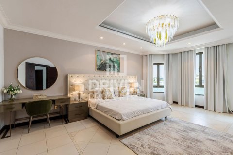 Villa in Garden Homes, Palm Jumeirah, Dubai 4 bedrooms, 465 sq.m. № 20673 - photo 17