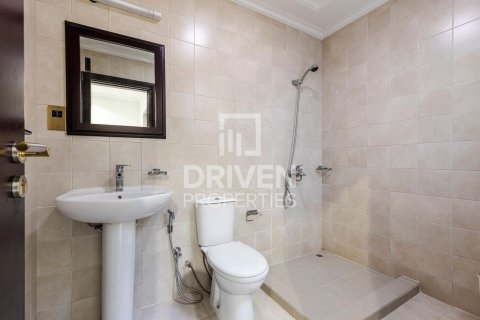 Villa in Garden Homes, Palm Jumeirah, Dubai 4 bedrooms, 465 sq.m. № 20673 - photo 25