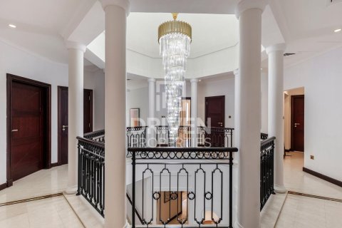 Villa in Garden Homes, Palm Jumeirah, Dubai 4 bedrooms, 465 sq.m. № 20673 - photo 18