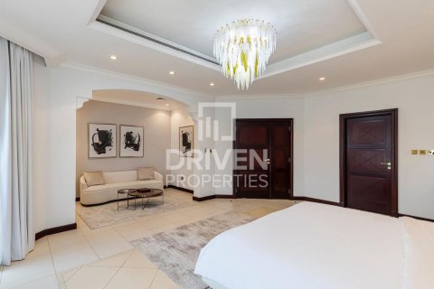 Villa in Garden Homes, Palm Jumeirah, Dubai 4 bedrooms, 465 sq.m. № 20673 - photo 24
