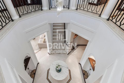 Villa in Garden Homes, Palm Jumeirah, Dubai 4 bedrooms, 465 sq.m. № 20673 - photo 19