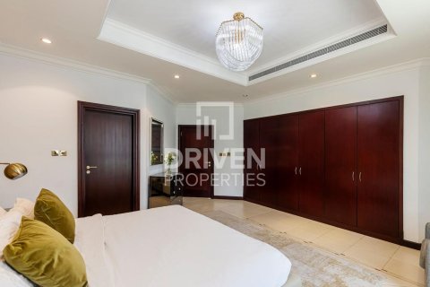 Villa in Garden Homes, Palm Jumeirah, Dubai 4 bedrooms, 465 sq.m. № 20673 - photo 21