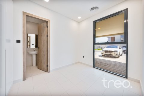 Купить таунхаус в Дубае: 3 спальни, 289.95м², № 119477 - фото 8