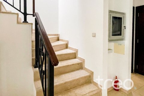 Villa en Arabian Ranches, Dubai, 2 dormitorios, 167.23 m², № 119478 - foto 11