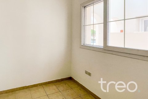 Villa en Arabian Ranches, Dubai, 2 dormitorios, 167.23 m², № 119478 - foto 9