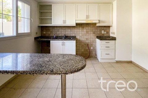 Villa en Arabian Ranches, Dubai, 2 dormitorios, 167.23 m², № 119478 - foto 7