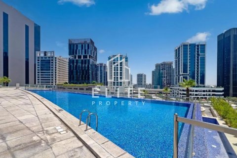 Apartment in Business Bay, Dubai 2 bedrooms, 145 sq.m. № 124874 - photo 1