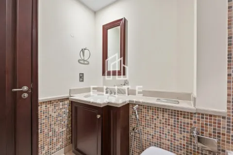 Apartment in Reehan, Old Town, Dubai 2 bedrooms, 282 sq.m. № 124869 - photo 18