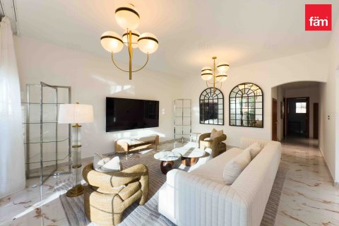 فيلا في دبي 4 غرف نوم, 266.1 م² رقم 76971 - صورة 1