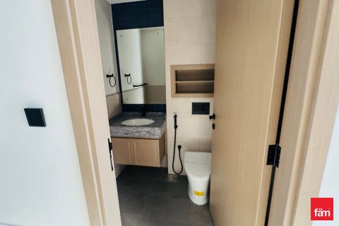 Снять в аренду таунхаус в Дубае: 4 спальни, 211.5м², № 76985 - фото 15