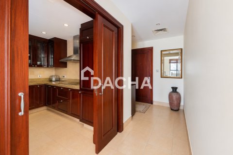 Apartment in Downtown Dubai (Downtown Burj Dubai), Dubai 1 bedroom, 101 sq.m. № 115684 - photo 8