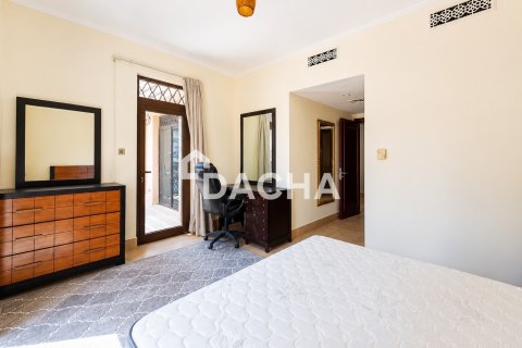 Apartment in Downtown Dubai (Downtown Burj Dubai), Dubai 1 bedroom, 101 sq.m. № 115684 - photo 5