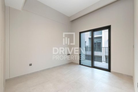 Adosado en Mohammed Bin Rashid City, Dubai, 4 dormitorios, 436.55 m², № 141014 - foto 6