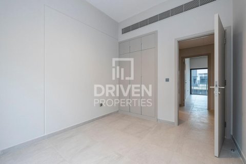 Adosado en Mohammed Bin Rashid City, Dubai, 4 dormitorios, 436.55 m², № 141014 - foto 4