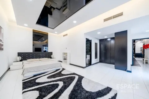 Apartment in Jumeirah Beach Residence, Dubai 1 bedroom, 136 sq.m. № 122442 - photo 13