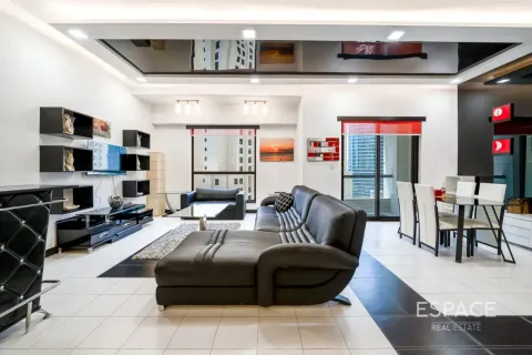 Apartment in Jumeirah Beach Residence, Dubai 1 bedroom, 136 sq.m. № 122442 - photo 3