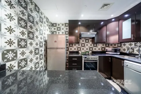 Apartment in Jumeirah Beach Residence, Dubai 1 bedroom, 136 sq.m. № 122442 - photo 9