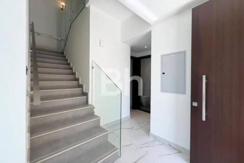 Adosado en Mohammed Bin Rashid City, Dubai, 4 dormitorios, 293 m², № 57107 - foto 11
