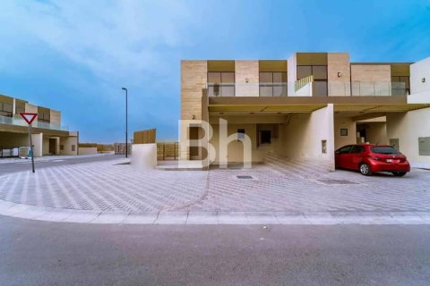 Adosado en Mohammed Bin Rashid City, Dubai, 4 dormitorios, 293 m², № 57107 - foto 2
