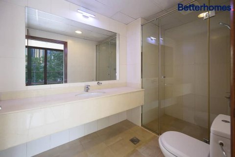 Adosado en Jumeirah Islands, Dubai, 4 dormitorios, 312 m², № 57105 - foto 11