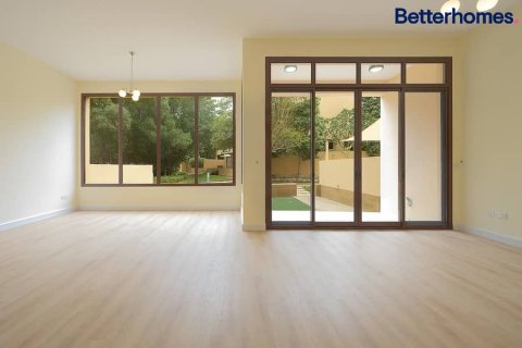 Adosado en Jumeirah Islands, Dubai, 4 dormitorios, 312 m², № 57105 - foto 4