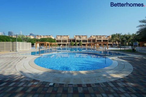Adosado en Jumeirah Islands, Dubai, 4 dormitorios, 312 m², № 57105 - foto 14