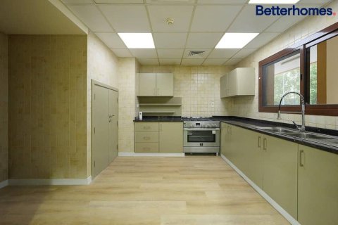 Adosado en Jumeirah Islands, Dubai, 4 dormitorios, 312 m², № 57105 - foto 12