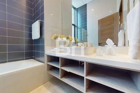 Apartment in Jumeirah Village Circle, Dubai 2 bedrooms, 131 sq.m. № 57106 - photo 16
