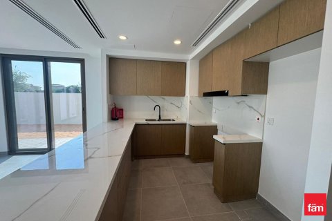 Adosado en Dubai, 3 dormitorios, 164.6 m², № 67351 - foto 1
