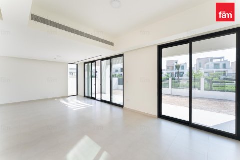 Villa in Dubai 4 bedrooms, 458.7 sq.m. № 67349 - photo 27