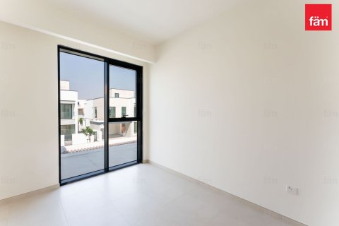 Villa in Dubai 4 bedrooms, 458.7 sq.m. № 67349 - photo 3