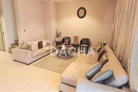 Villa à Jumeirah Village Circle, Dubai, 4 chambres, 319.9 m², № 6823 - photo 2
