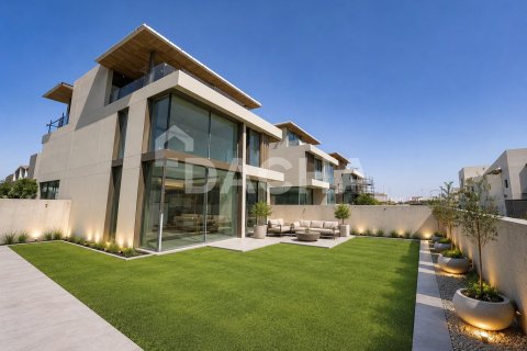 Villa en Nad Al Sheba 1, Nadd Al Sheba, Dubai, 4 dormitorios, 505 m², № 118921 - foto 2