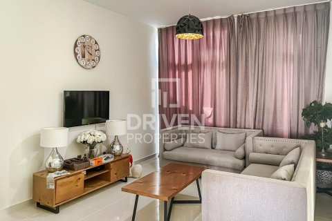 Villa in Dubai 4 bedrooms, 151.8 sq.m. № 136587