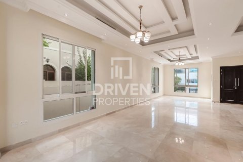 Villa à The Villa, Dubai, 5 chambres, 555 m², № 136586 - photo 3