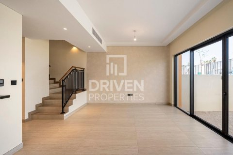 Townhouse in Damac Lagoons, Dubai 4 bedrooms, 145.49 sq.m. № 136585 - photo 3