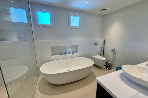 Villa en Dubai, 4 dormitorios, 540 m², № 38505 - foto 9