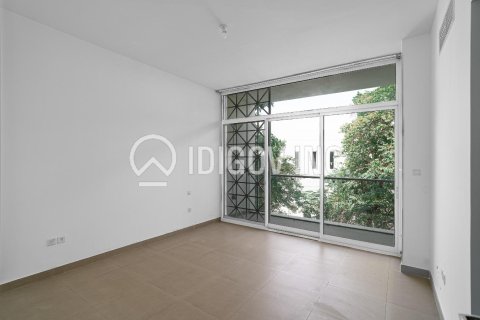 Villa in Arabella Townhouses, Mudon, Dubai 3 bedrooms, 279 sq.m. № 38456 - photo 2