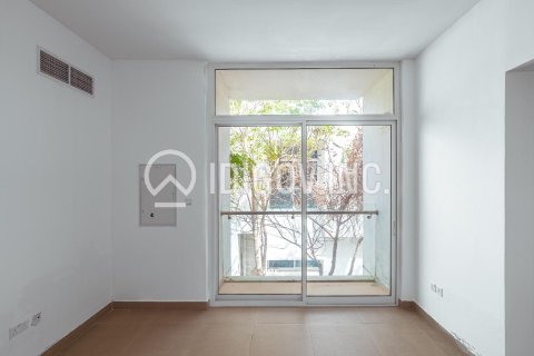 Villa in Arabella Townhouses, Mudon, Dubai 3 bedrooms, 279 sq.m. № 38456 - photo 12