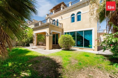 Villa in Jumeirah Park, Dubai 4 bedrooms, 513.6 sq.m. № 110822 - photo 27