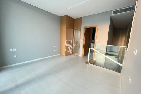 Снять в аренду квартиру в SLS Dubai Hotel & Residences, Бизнес-Бэй, Дубай: 1 спальня, 112м², № 124009 - фото 9