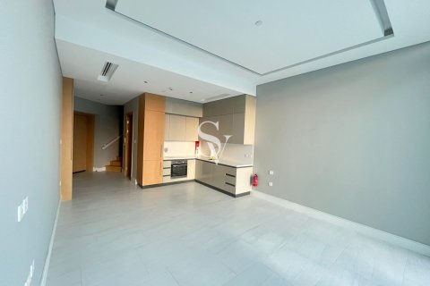 Снять в аренду квартиру в SLS Dubai Hotel & Residences, Бизнес-Бэй, Дубай: 1 спальня, 112м², № 124009 - фото 2