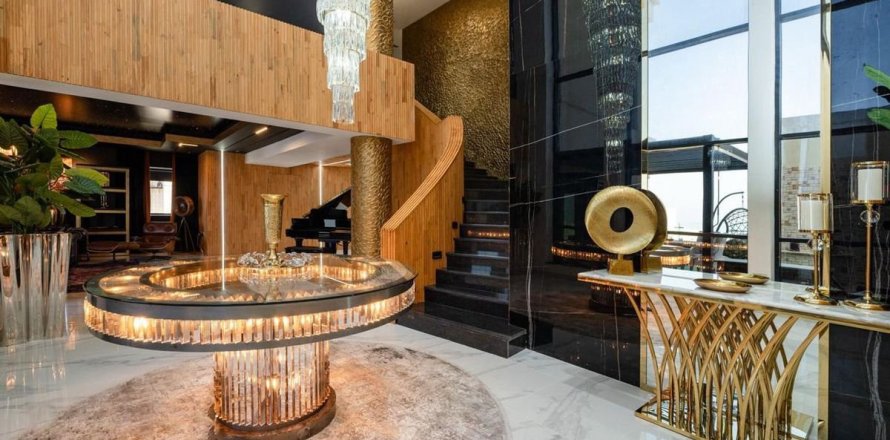 Penthouse in Dubai 2 bedrooms, 525.1 sq.m. № 119096