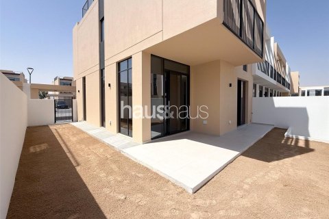 فيلا في EMAAR South, Dubai South (Dubai World Central), دبي 4 غرف نوم, 223 م² رقم 43789 - صورة 2